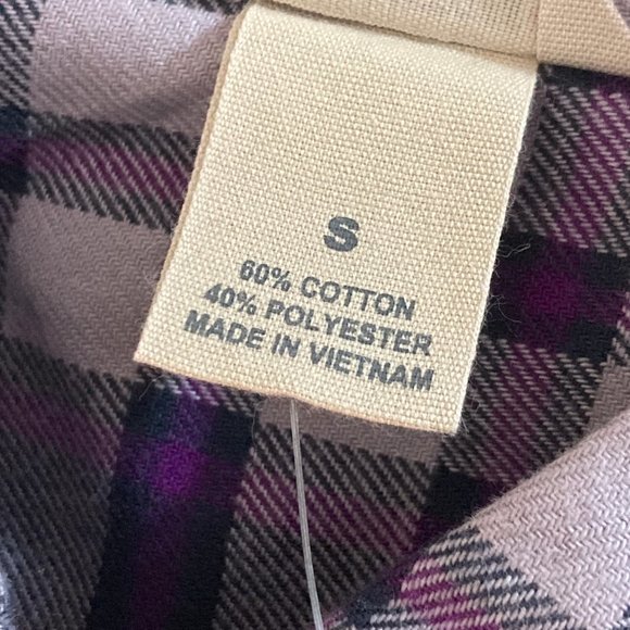 Women's Duluth Trading Company Small Flannel NWT Purple Plaid - Picture 5 of 9